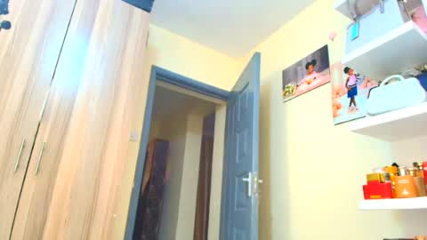 Essy online show from 07/13/26, 09:01