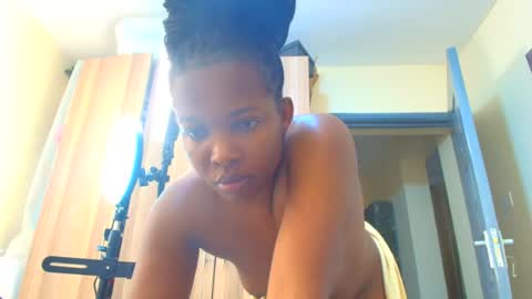 Essy online show from 08/09/26, 10:53
