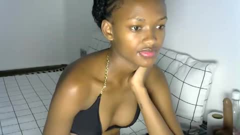 Pretty doll online show from 01/09/26, 08:43