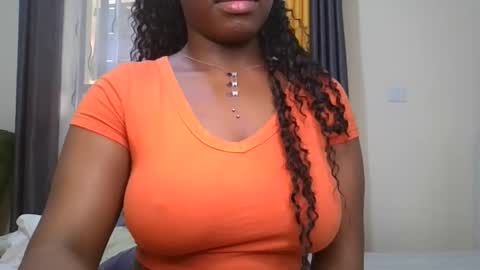 pretty_shila online show from 11/04/25, 08:13