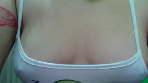 pretty stela online show from 02/19/25, 01:39