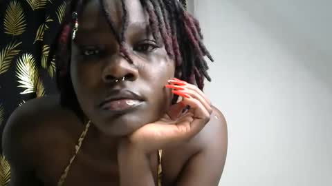 pretty online show from 01/10/26, 12:12