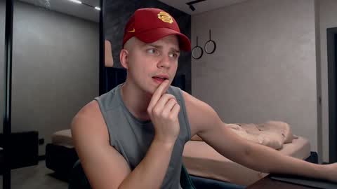 Justin online show from 01/08/25, 03:29