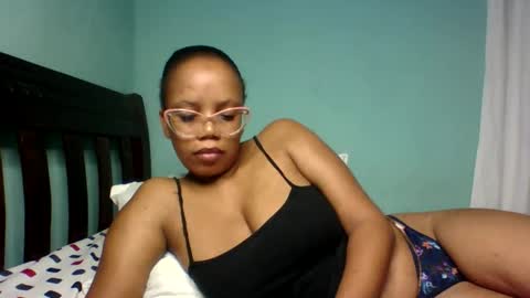 Snapshot of pretty_zara chatting on 04/13/26, 06:02 pretty zara online show from 04/13/26, 06:02