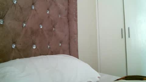 zii online show from 02/03/26, 06:11