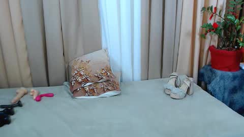 prettyakhira online show from 02/03/25, 10:00