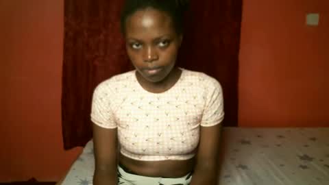 SaraCattra online show from 01/18/25, 01:08