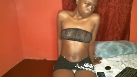 SaraCattra online show from 01/26/25, 05:02