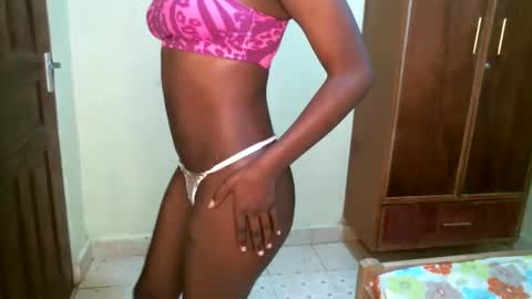 SaraCattra online show from 02/23/25, 01:13