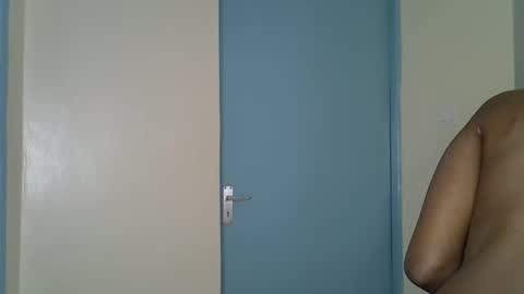 SaraCattra online show from 10/10/25, 09:58