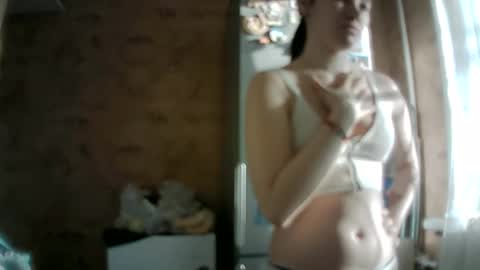 Bella online show from 03/19/26, 04:27