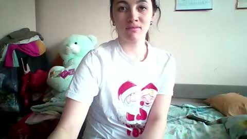 Bella online show from 04/27/26, 08:34