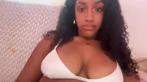 prettyblackgal online show from 08/04/26, 11:29