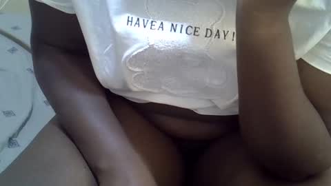 prettybooty1 online show from 02/27/25, 04:09