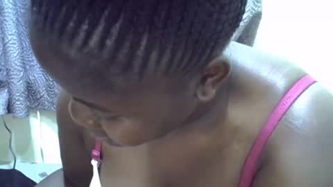 prettybooty1 online show from 03/08/25, 03:56