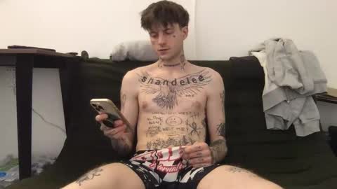 pretty boy online show from 01/15/26, 06:07