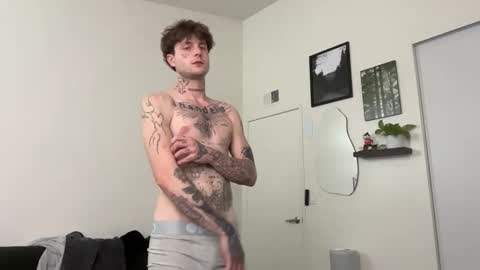 pretty boy online show from 06/09/26, 03:51