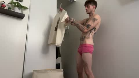 pretty boy online show from 06/30/26, 03:51