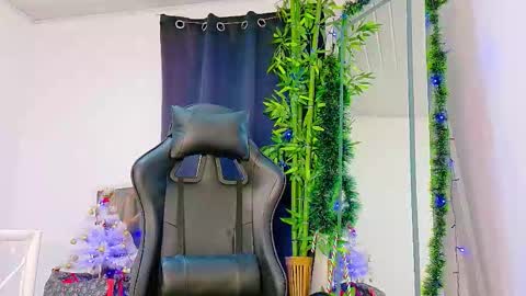 Enzo  Denis online show from 12/04/25, 02:10