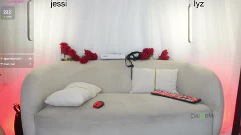 Snapshot of prettygirls_00 chatting on 06/03/26, 12:57 lyz and jessi online show from 06/03/26, 12:57