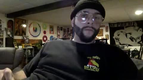 prettyglazed online show from 02/03/25, 08:24