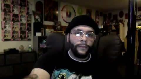 prettyglazed online show from 02/08/25, 09:25