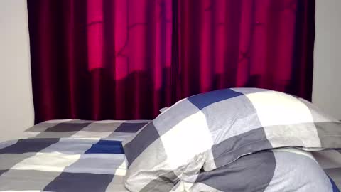 Mary online show from 10/02/25, 05:47