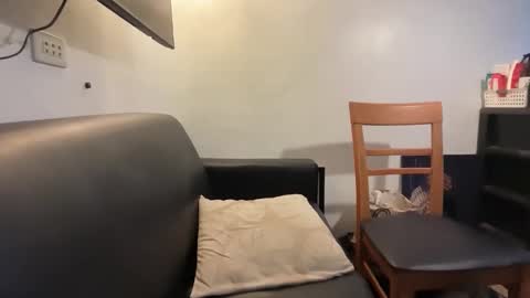 Snapshot of prettyhugelatinax44 chatting on 10/21/25, 07:53 Miss Kyla online show from 10/21/25, 07:53