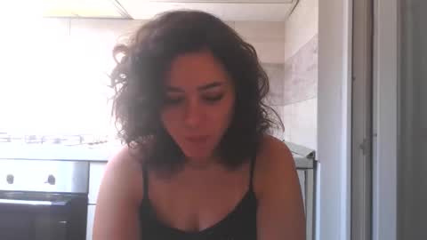 prettyjulliette online show from 12/04/25, 11:30