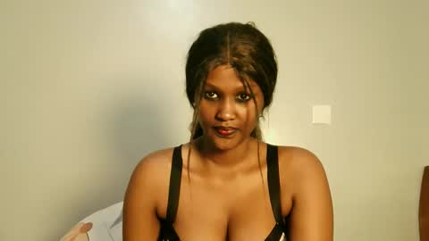 prettykeilaa online show from 06/05/26, 06:46