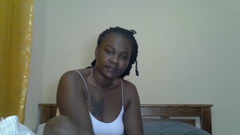 Snapshot of prettyliz30 chatting on 06/09/26, 03:07 LILIAN online show from 06/09/26, 03:07