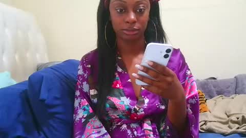 Snapshot of prettylondond chatting on 07/21/26, 03:47 prettylondond online show from 07/21/26, 03:47