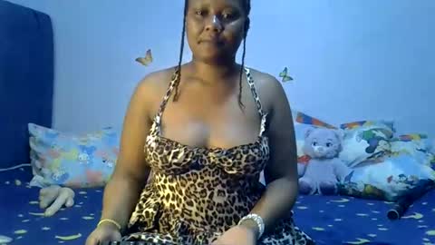 prettymel1 online show from 05/20/26, 05:08