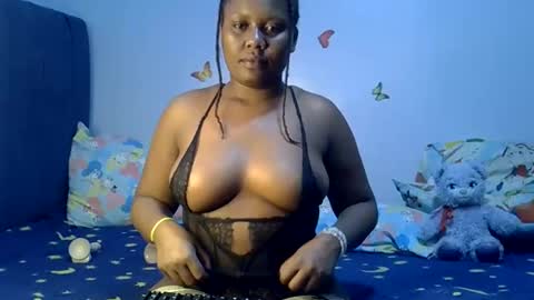 prettymel1 online show from 06/03/26, 09:42