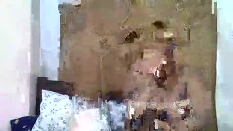 prettymel_ online show from 03/04/25, 04:41