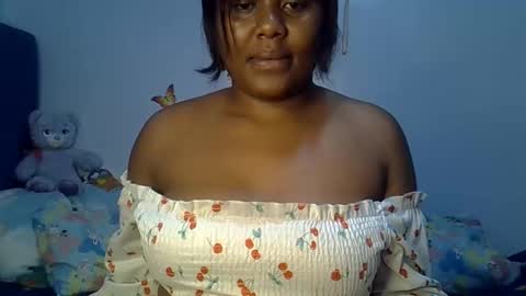 prettymel_ online show from 01/14/26, 04:45