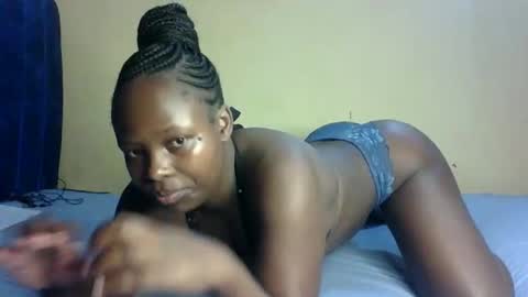 Melly online show from 10/08/25, 12:41