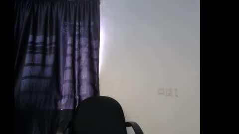 mia online show from 11/16/25, 02:11