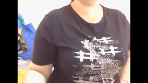 Nhing online show from 09/27/25, 03:11