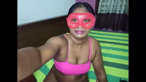 Prettypriya online show from 02/04/26, 11:42