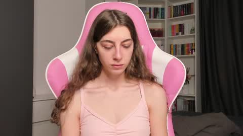 Snapshot of prettysomething chatting on 06/27/26, 07:24 Sophie next stream will be at Monday i will wait you guys online show from 06/27/26, 07:24