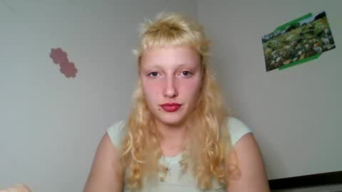 Dahlia online show from 12/05/24, 12:41