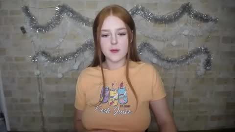 Snapshot of prettyvalerii_ chatting on 12/24/24, 10:28 Valeri online show from 12/24/24, 10:28