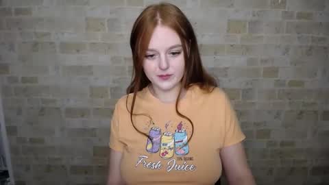 Snapshot of prettyvalerii_ chatting on 02/09/25, 07:27 Valeri online show from 02/09/25, 07:27