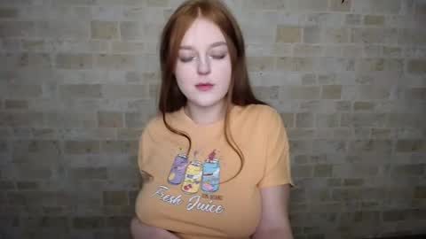 Snapshot of prettyvalerii_ chatting on 02/10/25, 08:10 Valeri online show from 02/10/25, 08:10