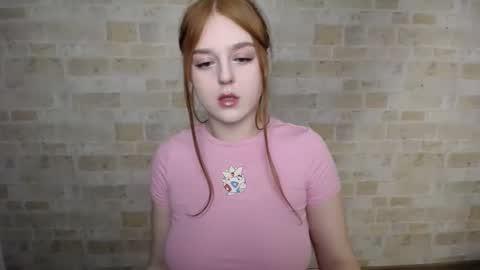 Snapshot of prettyvalerii_ chatting on 02/24/25, 01:46 Valeri online show from 02/24/25, 01:46