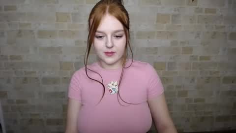 Snapshot of prettyvalerii_ chatting on 03/08/25, 04:17 Valeri online show from 03/08/25, 04:17