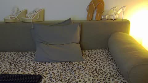 prettyvanessa online show from 01/15/25, 10:49