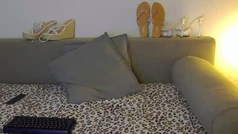 prettyvanessa online show from 03/03/25, 12:58