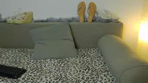 prettyvanessa online show from 03/05/26, 08:32